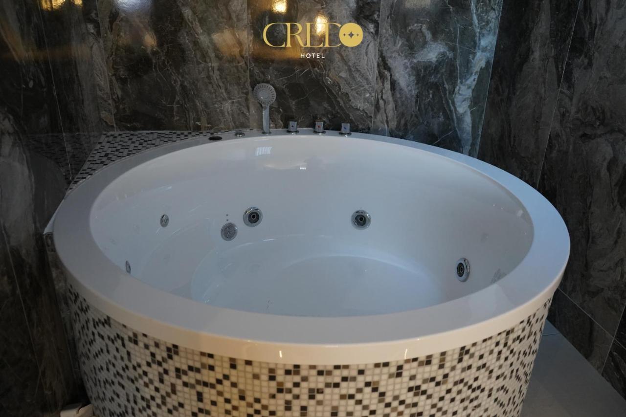 Hotel Credo Призрен Экстерьер фото